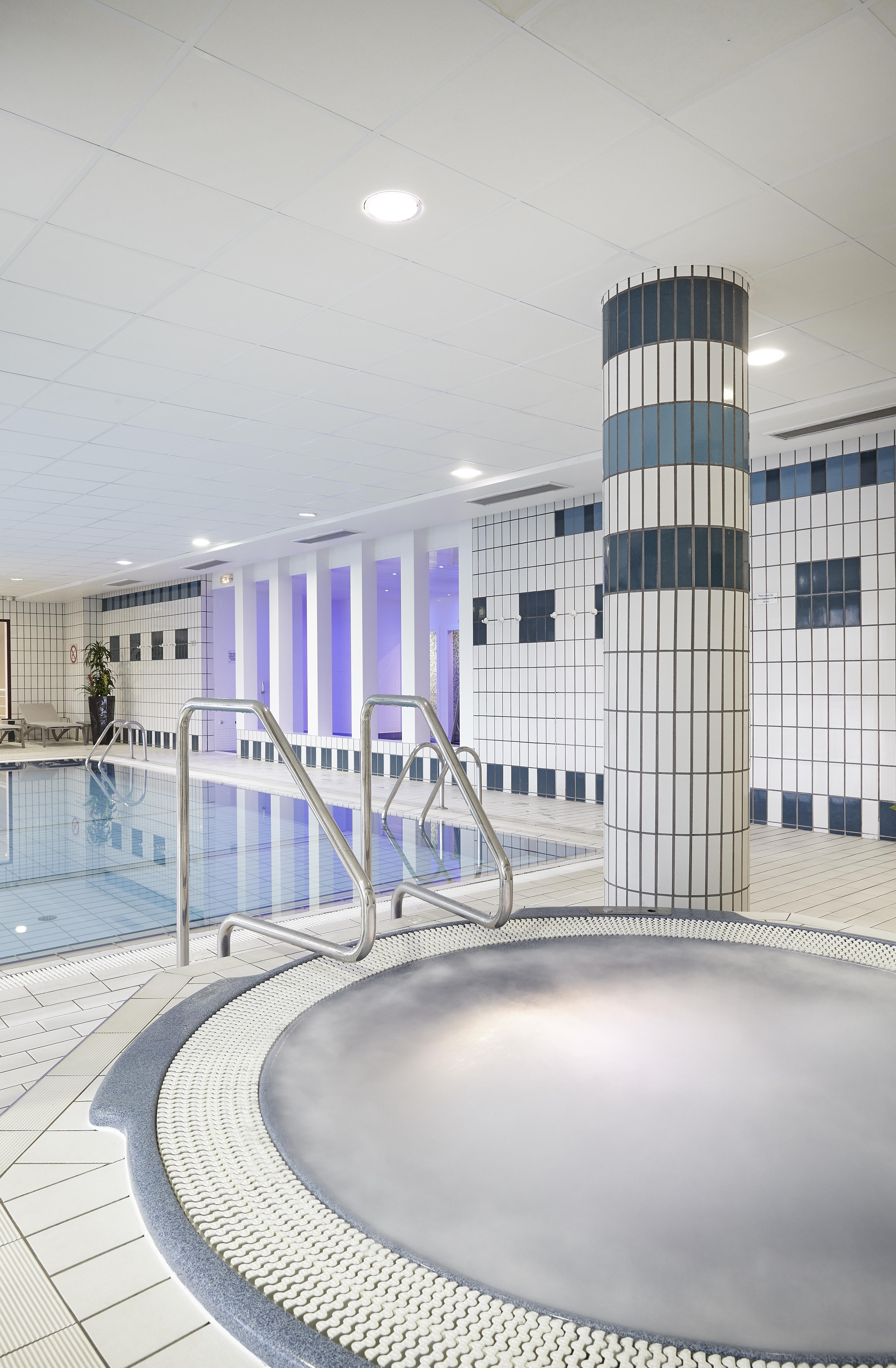 Hotel Spa Du Beryl Bagnoles de l'Orne Normandie Bagian luar foto