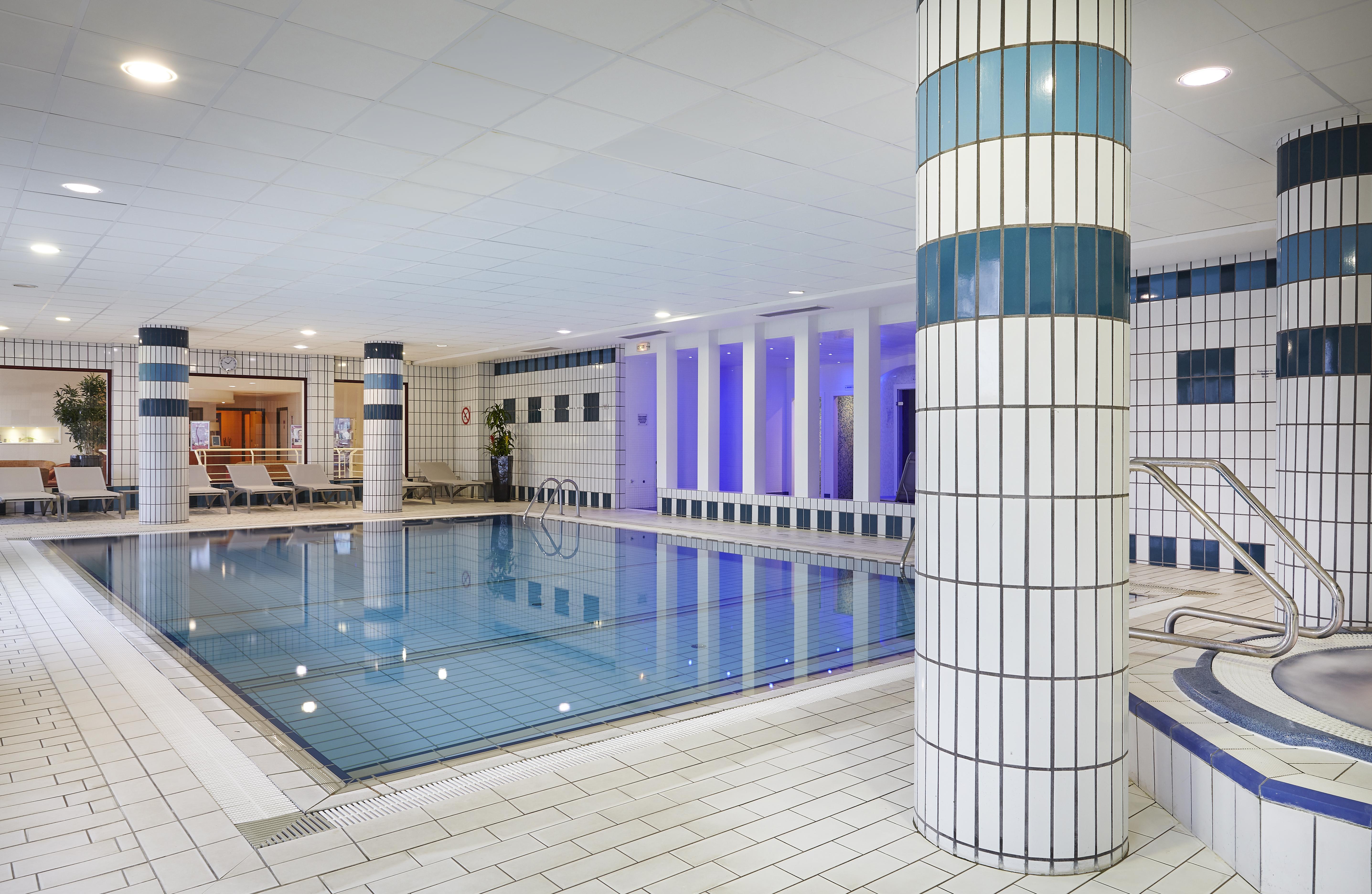 Hotel Spa Du Beryl Bagnoles de l'Orne Normandie Bagian luar foto