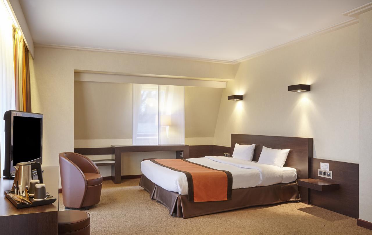 Hotel Spa Du Beryl Bagnoles de l'Orne Normandie Bagian luar foto