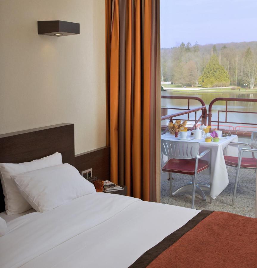 Hotel Spa Du Beryl Bagnoles de l'Orne Normandie Bagian luar foto