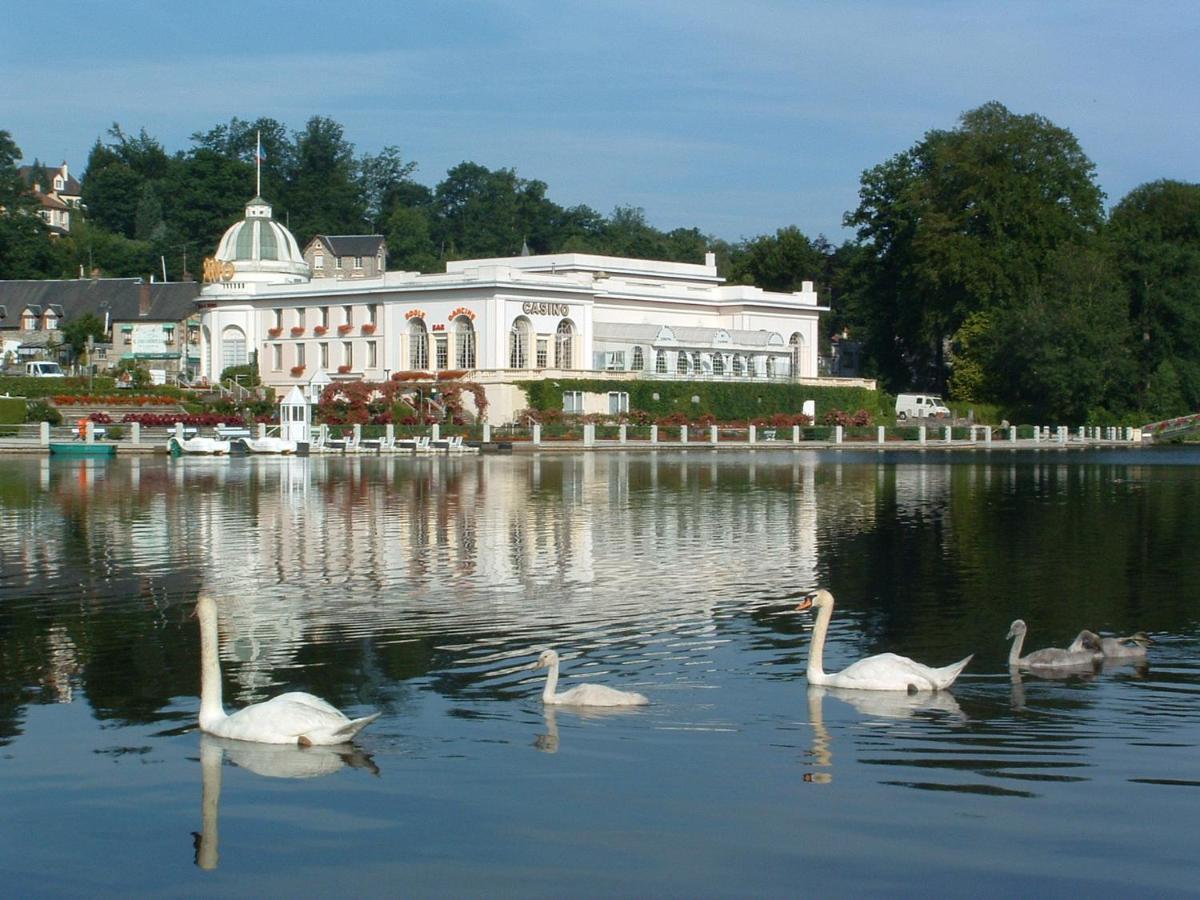 Hotel Spa Du Beryl Bagnoles de l'Orne Normandie Bagian luar foto